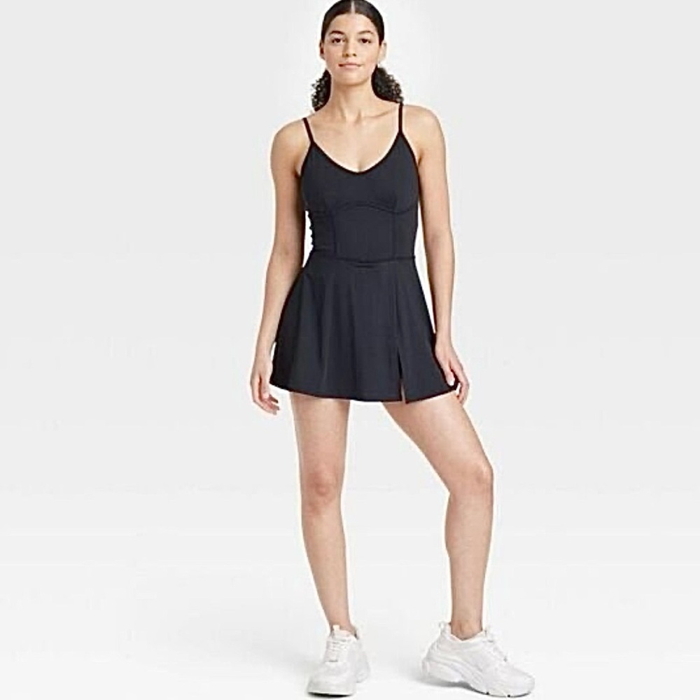 NEW JoyLab Black Athletic Romper 🖤